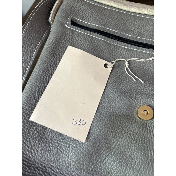 Loriano Tolaini Leather Crossbody Flap Bag Grey - Picture 13 of 13